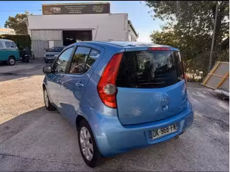 Opel Agila 1.0 68