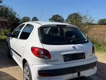 Peugeot 206 1.4 75