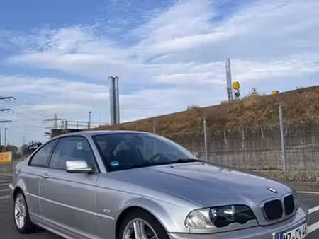 BMW Série 3 318i 1.9 118