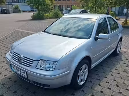 Volkswagen Bora 1.6 102