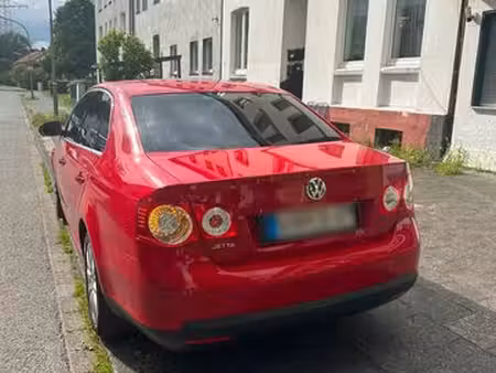 Volkswagen Jetta 1.6 102