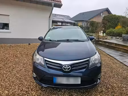 Toyota Avensis 2.0 D-4D 124