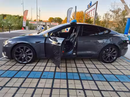 Tesla Model S 100d 422
