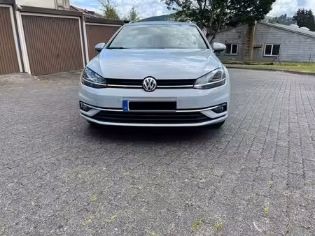 Volkswagen Golf 1.6 TDI 110