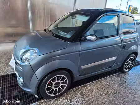 Microcar MGO 