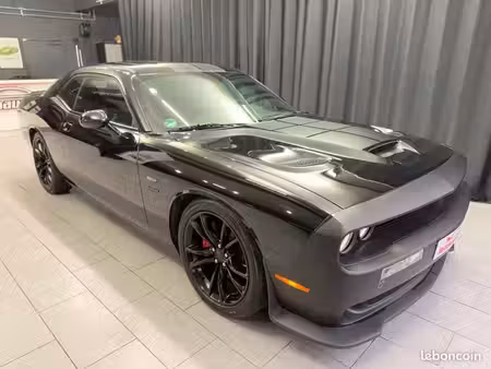 Dodge Challenger RT V8 5.7