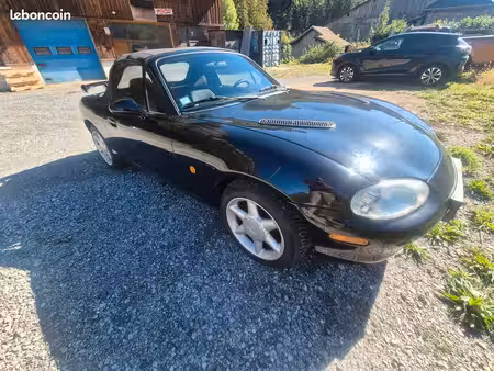 Mazda MX5 1.6 110