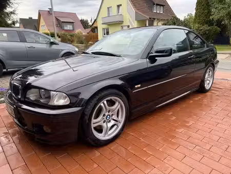 BMW Série 3 330i 3.0 231