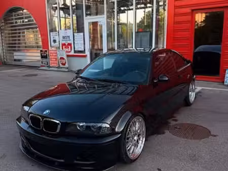 BMW Série 3 330i 170