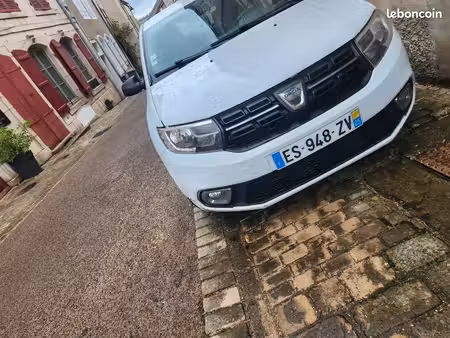 Dacia Sandero 1.2 75