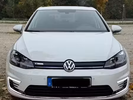 Volkswagen Golf 136