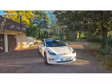 Tesla Model 3 Grande Autonomie