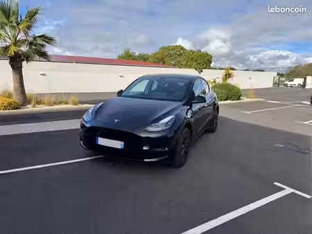 Tesla Model Y 