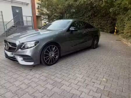 Mercedes-Benz Classe E E 300 2.0 245 AMG Line