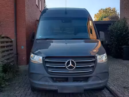 Mercedes-Benz Sprinter 150