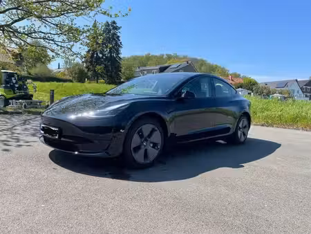 Tesla Model 3 283