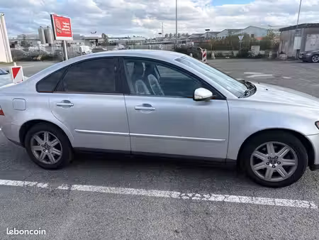 Volvo S40 2.0 D 136