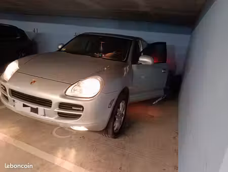 Porsche Cayenne V6 3.2 250 4x4