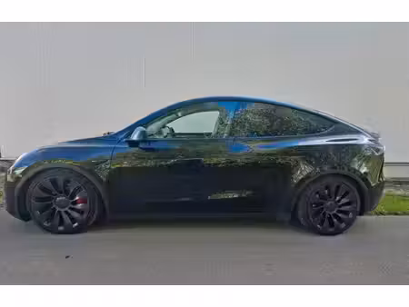 Tesla Model Y Performance 4x4