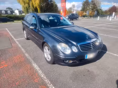 Mercedes-Benz Classe E E 200 2.1 CDI 136 Avantgarde
