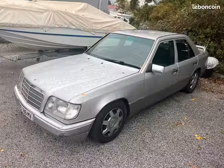 Mercedes-Benz Classe E E 250