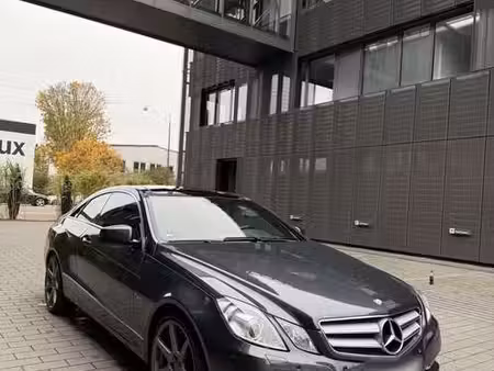 Mercedes-Benz Classe E E 350 V6 3.0 CDI 265 Avantgarde