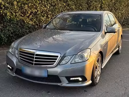 Mercedes-Benz Classe E E 220 2.1 CDI 170