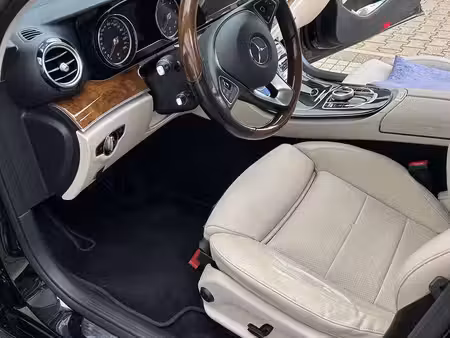 Mercedes-Benz Classe E E 220 Avantgarde 4Matic