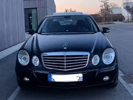 Mercedes-Benz Classe E E 200 Classic