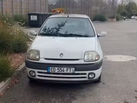 Renault Clio 1.2 58