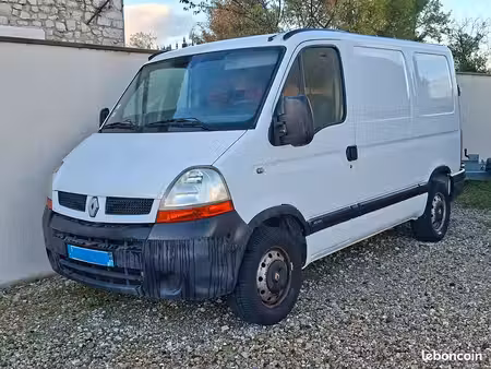 Renault Master 2.5 dCi 100