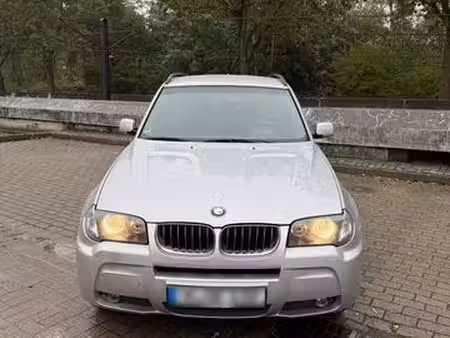 BMW X3 25i 2.5 192