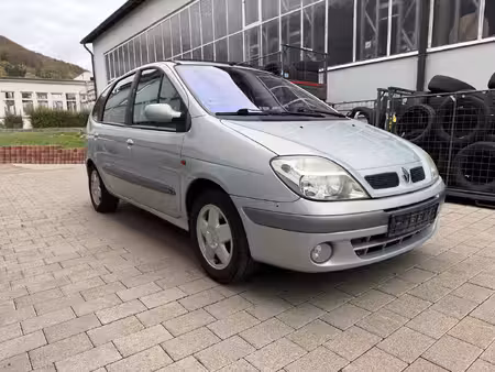 Renault Scénic 1.4 95