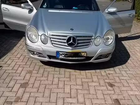 Mercedes-Benz Classe E E 200