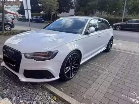 Audi A6 RS6 V8 4.0 TFSI 560 quattro