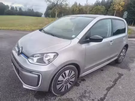 Volkswagen up! 83 Style