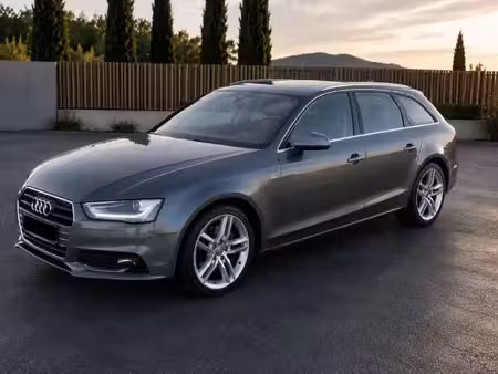 Audi A4 2.0 TDI 143 S line