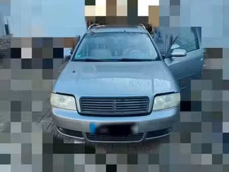 Audi A6 V6 2.4 177