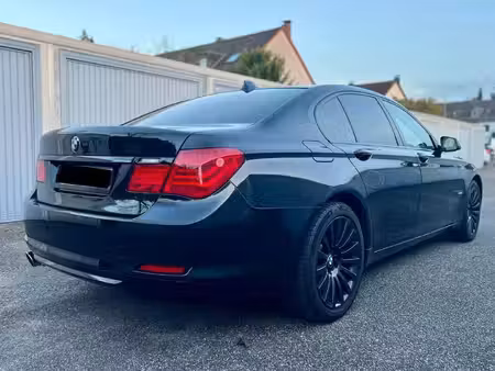 BMW Série 7 730d 3.0 245