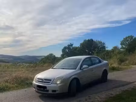 Opel Vectra 2.2 125