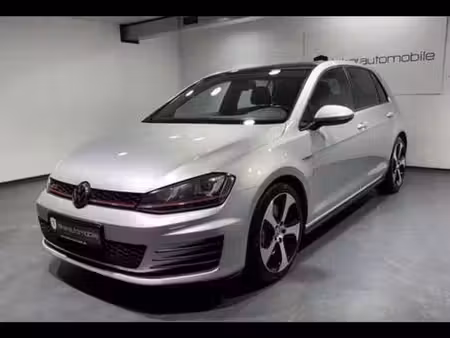 Volkswagen Golf V6 3.2 250