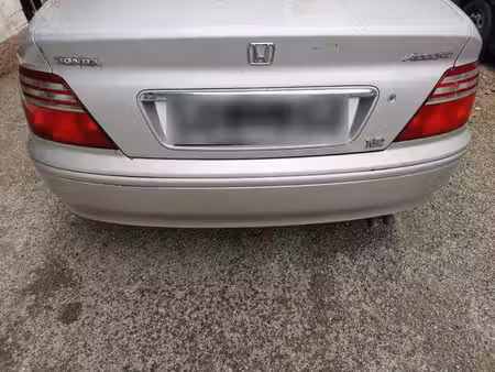 Honda Accord 1.8 136