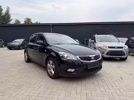 Kia Ceed 1.4 90