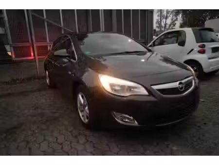 Opel Astra 1.6 Innovation