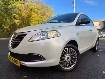 Lancia Ypsilon 0.9 85 Platinum