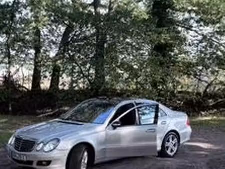 Mercedes-Benz Classe E E 320 V6 3.0 224