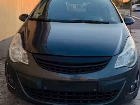Opel Corsa Satellite