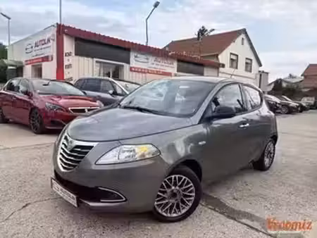Lancia Ypsilon 1.2 69 Platinum