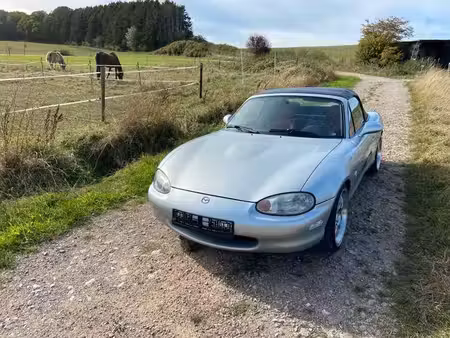 Mazda MX5 1.8 140