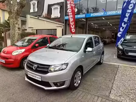 Dacia Sandero 1.2 75 Laureate